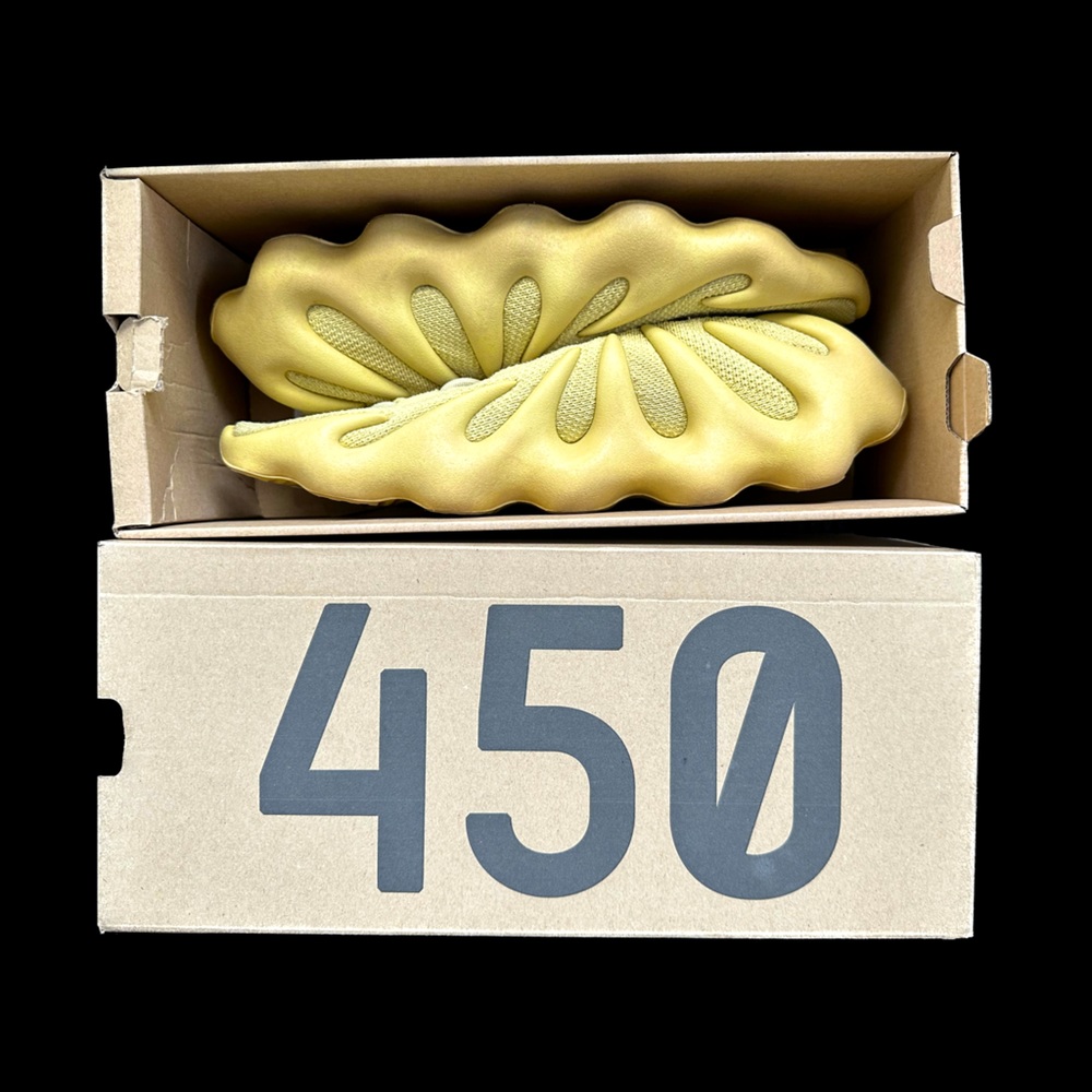 Yeezy 450 Sulfur size 11 men’s.